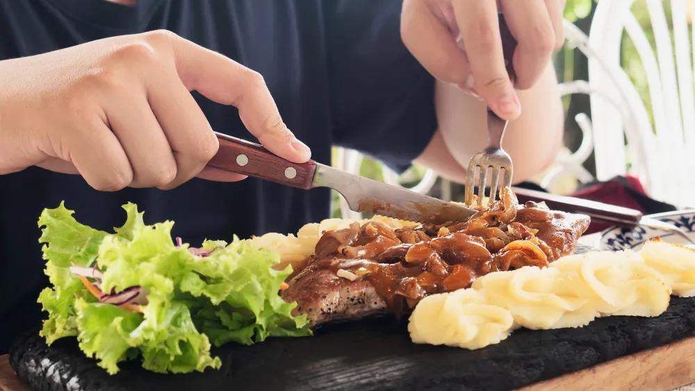 BBQ Meat Delivery: Fresh, Quality Cuts Brought Straight to Your Garden Party cover picture
