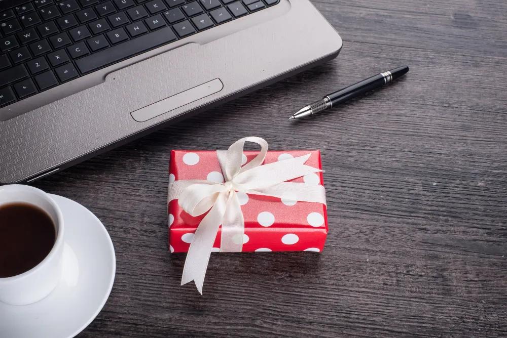 The Modern Executive’s Guide to Ethical and Impactful Corporate Gifts cover picture