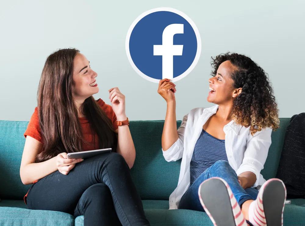 Why Link Posts on Facebook Struggle Compared to Native Uploads cover picture