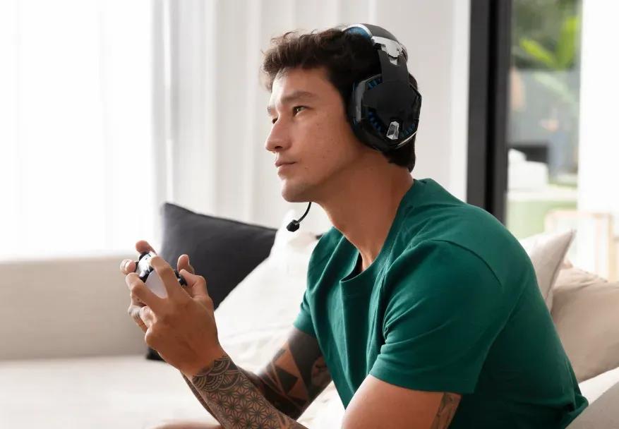 How to Choose the Perfect Xbox Headset for Your Setup in Singapore cover picture
