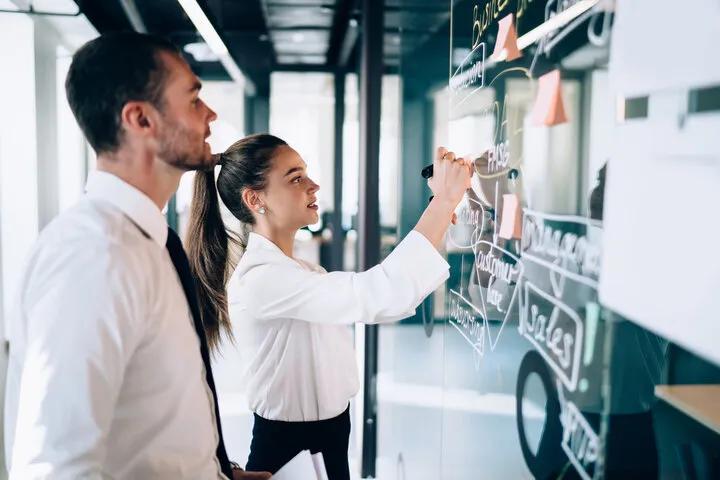 Why Modern Business Structures Are Adding a New Seat at the Table cover picture
