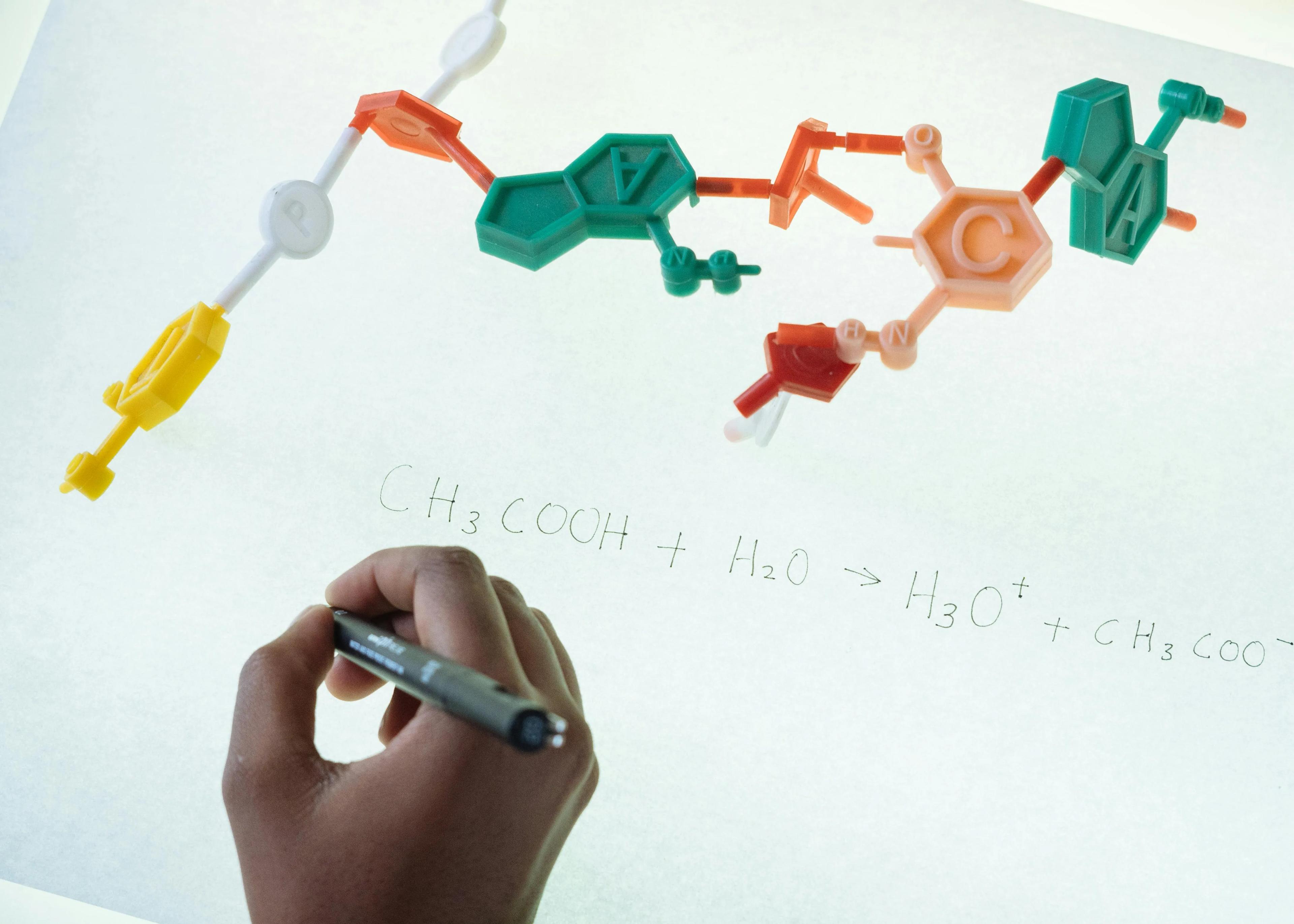 9 Questions to Ask When You Find an A-Level Chemistry Tutor (That Go Beyond Grades) cover picture