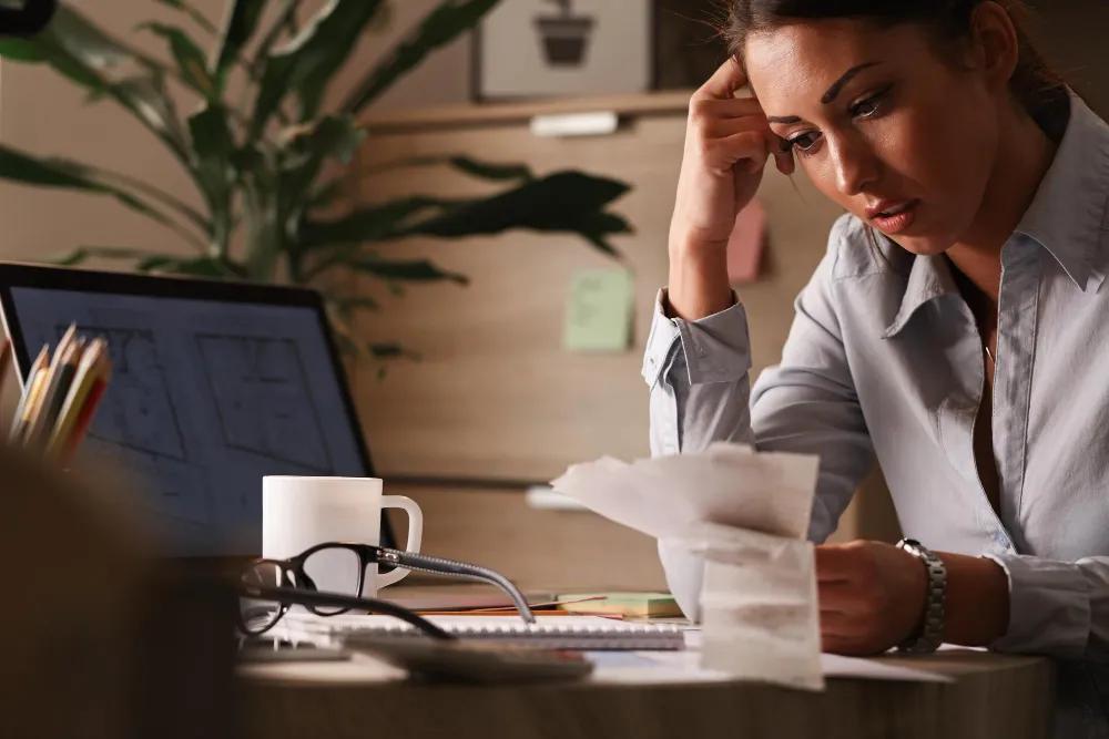 How the Right Bank Account Can Reduce Financial Stress cover picture
