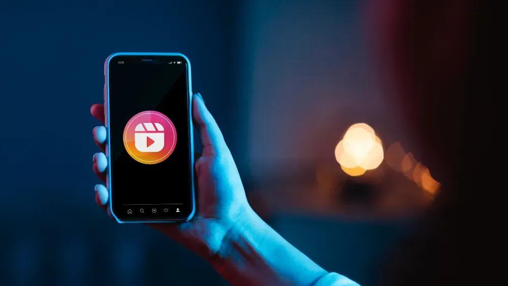 The Smart Creator's Guide to Downloading YouTube Videos: Safety, Tools & Best Practices cover picture