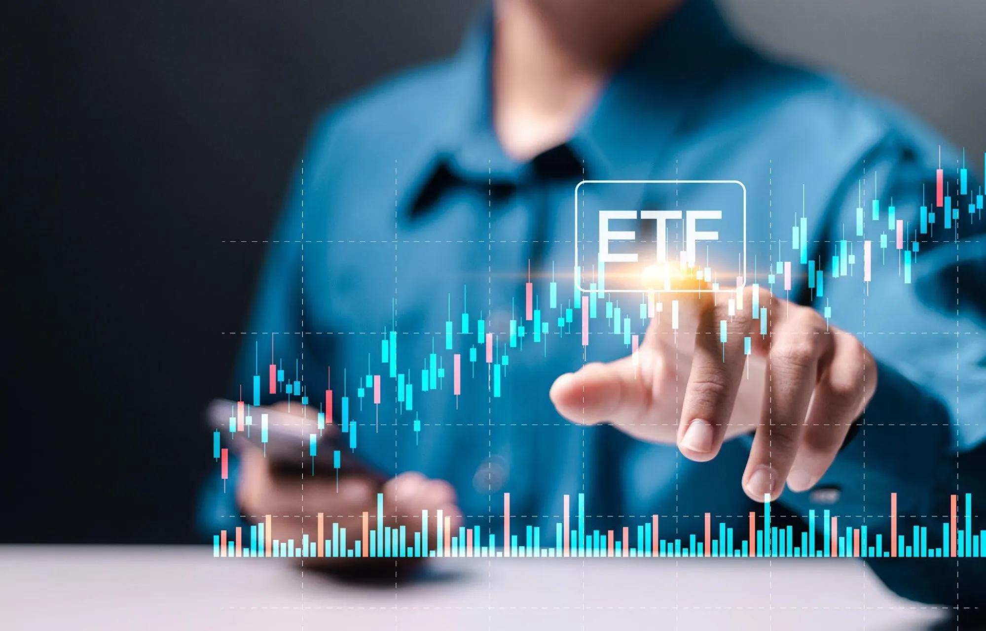 How do banking ETFs provide exposure to the public and private sectors for investment? cover picture