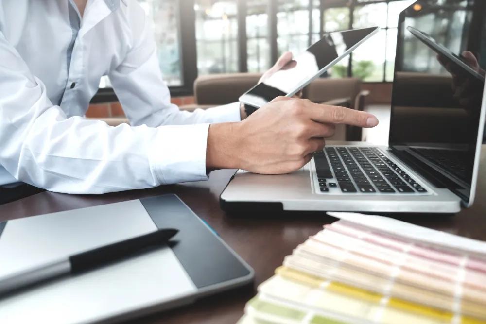 How Digital Brochures Help Publishers Distribute Content More Effectively cover picture