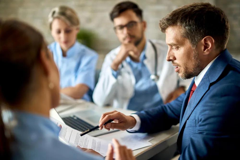 How Multi-Disciplinary Experts Contribute to Injury Litigation cover picture