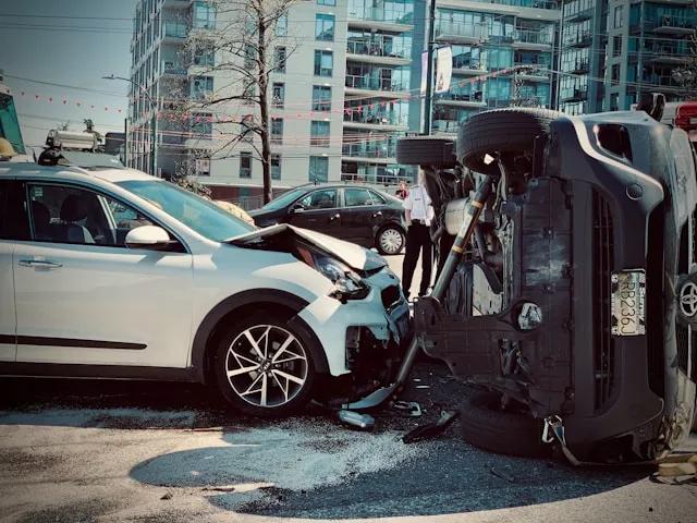 5 Common Mistakes to Avoid After an Emergency Vehicle Collision cover picture