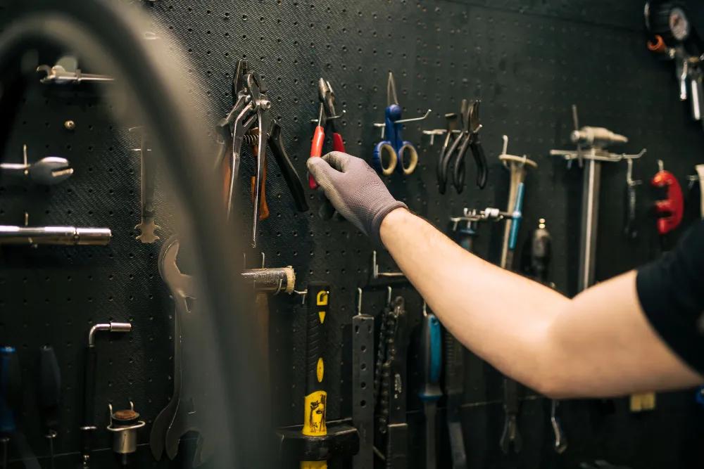 Workshop Essentials for Heavy Equipment Repairs cover picture