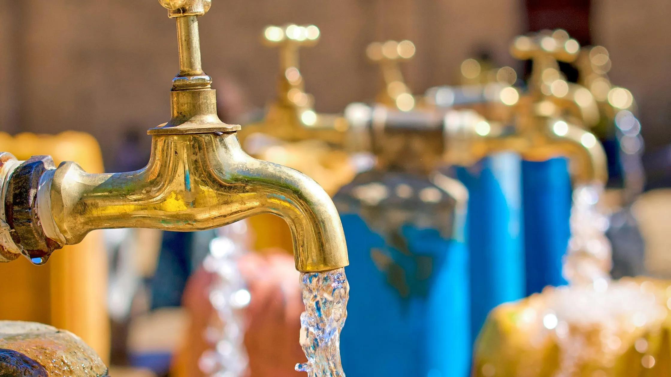 Smart leak detection devices: Preventing damage and enhancing efficiency cover picture