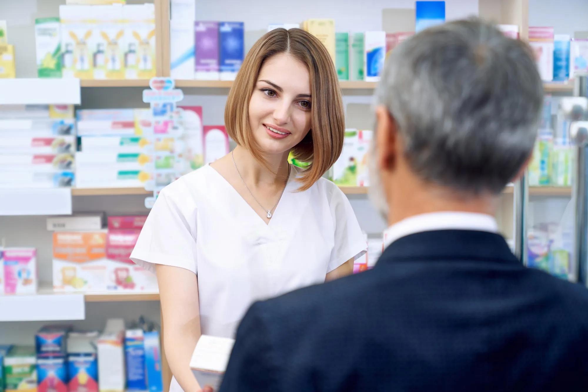 How a Specialty Pharmacy Billing Company supports White and Brown bagging cover picture
