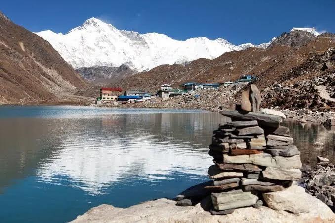Essential Packing List for High-Altitude Expeditions cover picture
