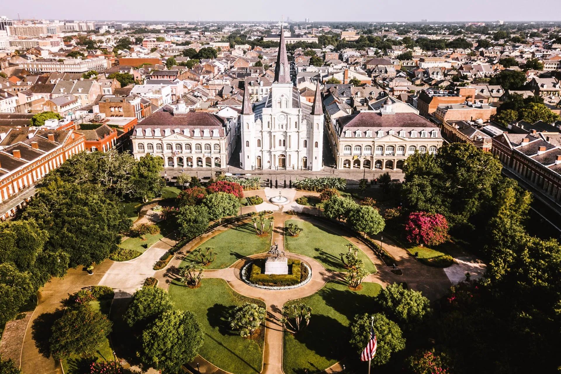 Top 10 Historical Sites to Experience in New Orleans cover picture