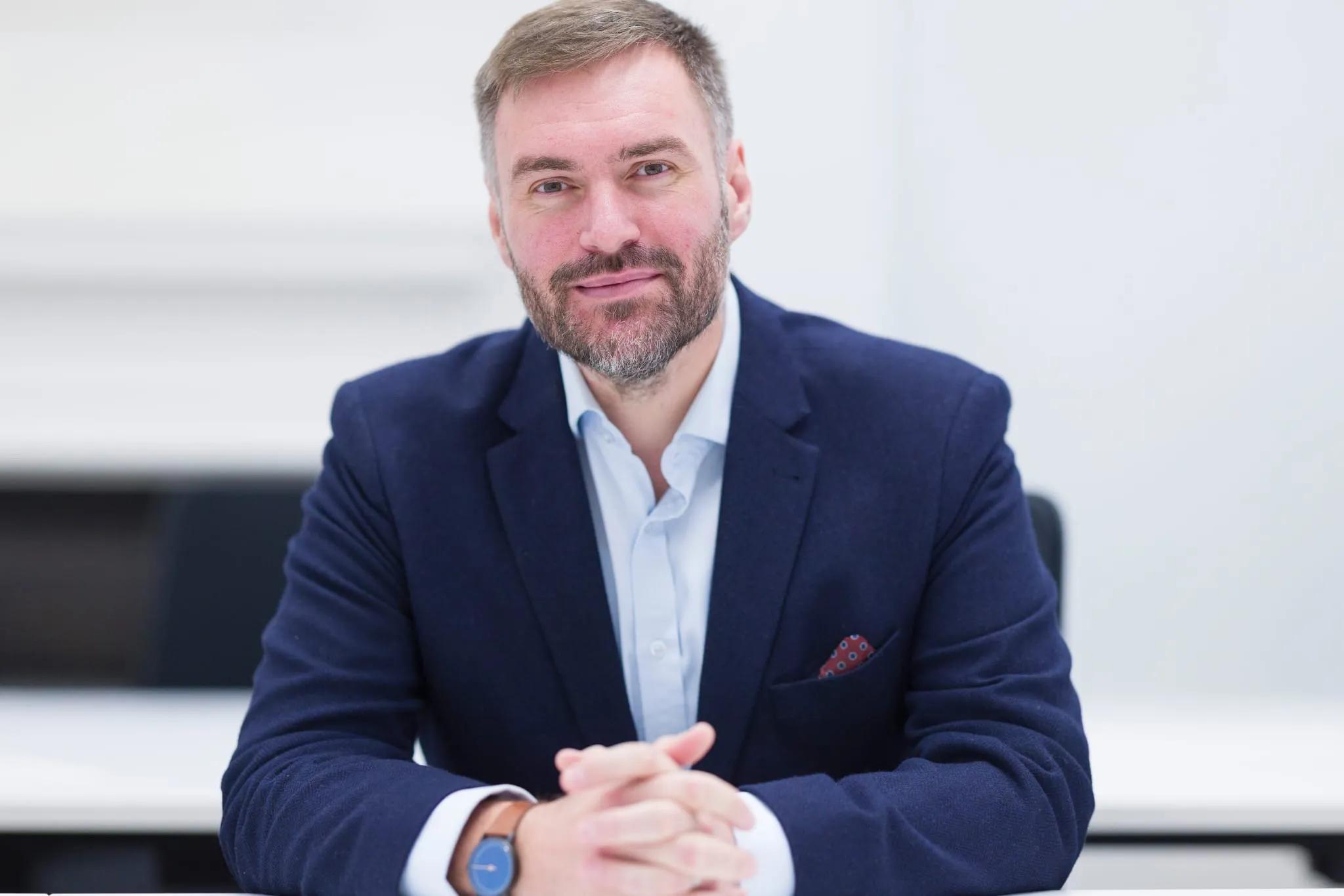 Andrew Hulbert’s Career as a Case Study in Modern British Entrepreneurship cover picture