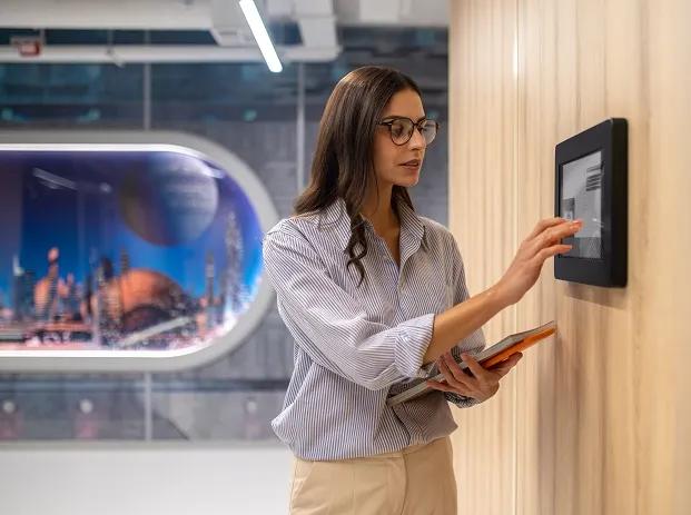 Best Biometric Time Attendance System in Abu Dhabi for Businesses cover picture