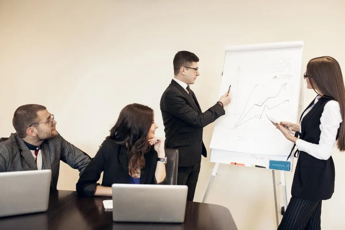 The Breakthrough Coaching Model in Corporate Leadership Development cover picture