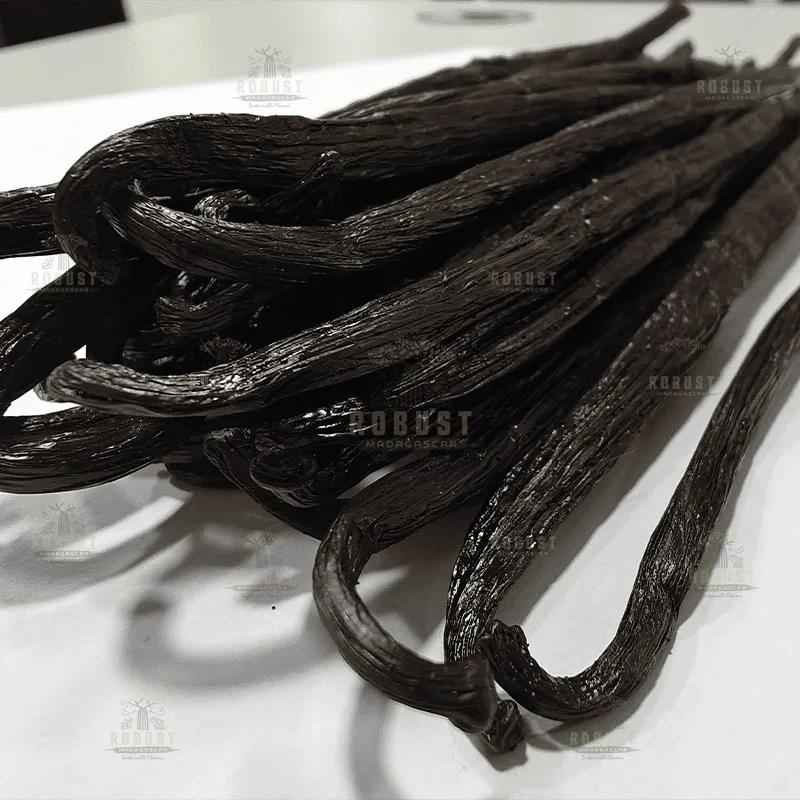 Bourbon Vanilla Extract: The Essence of Premium Flavor and Quality cover picture