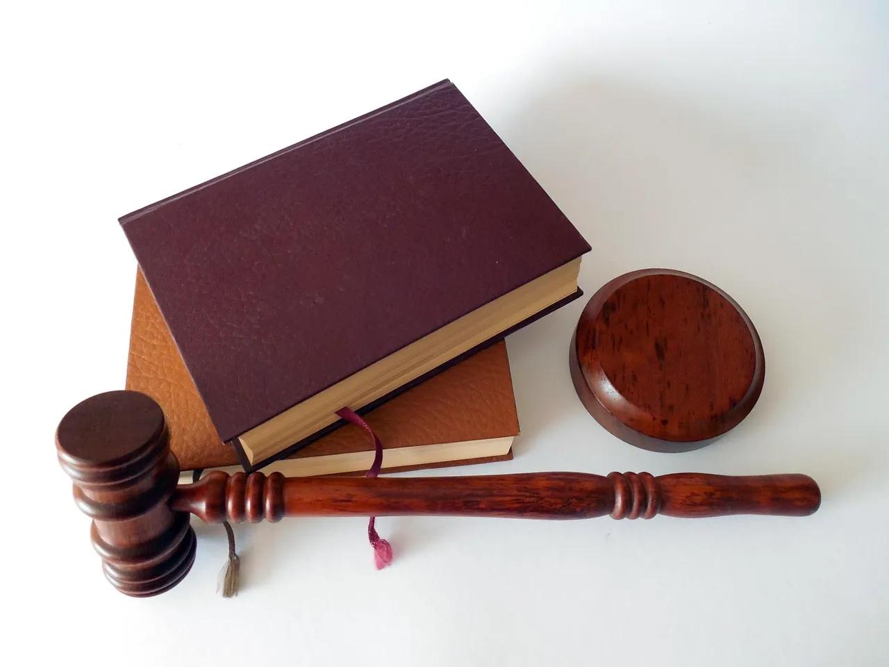 Tips to Get in the Door for a Career at a Law Firm cover picture