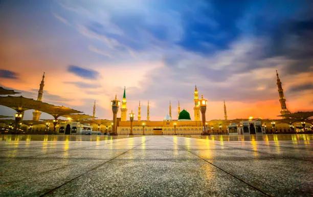 Plan Your Spiritual Journey with Trusted Umrah Travel Services cover picture