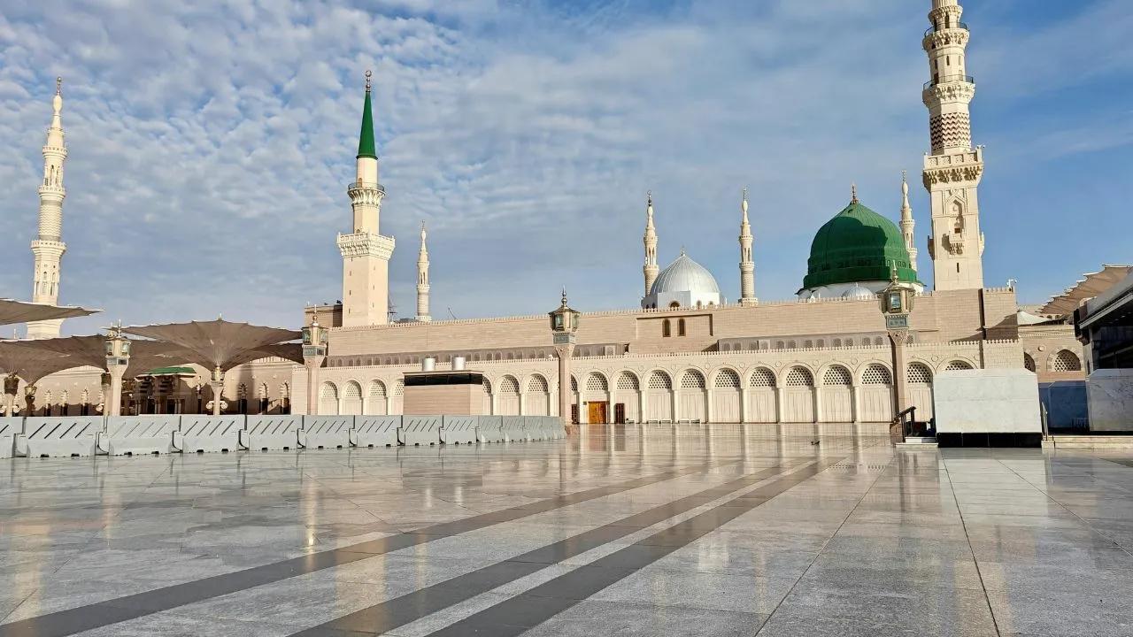 Umrah Travel Agency from California Helping Pilgrims Experience a Peaceful Spiritual Journey cover picture