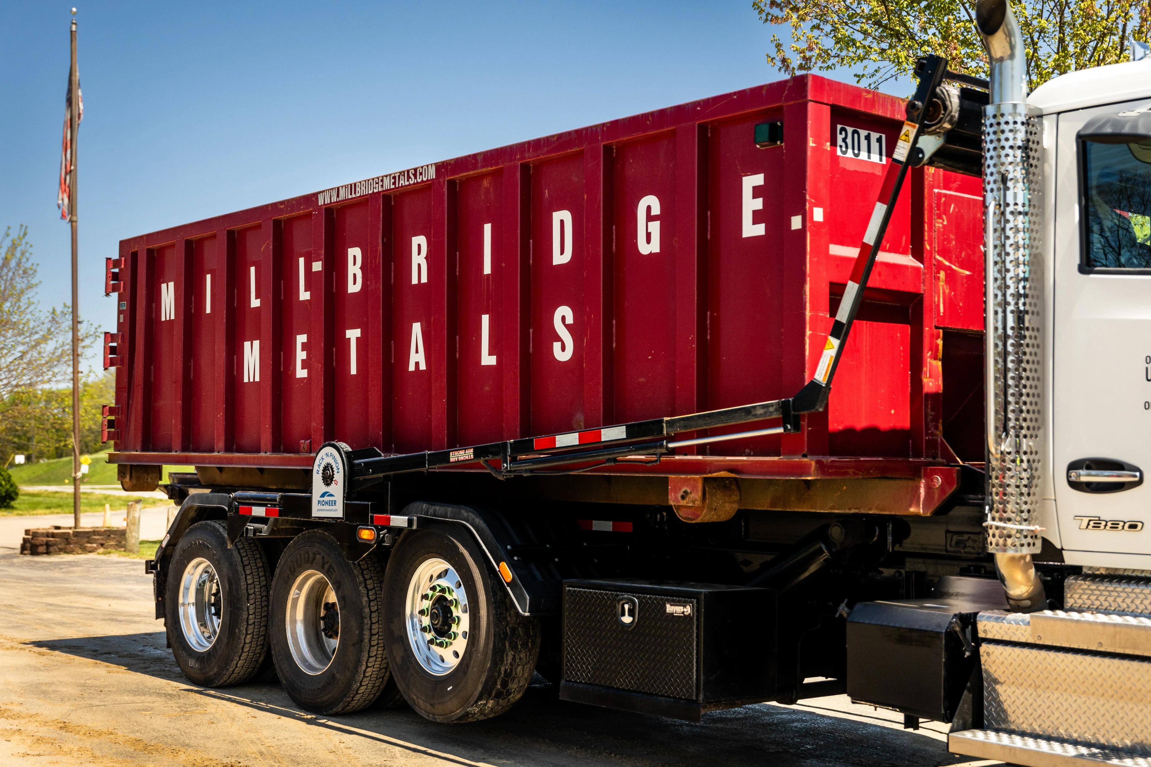How Does Scrap Management Work? Guide for Industrial and Commercial Businesses cover picture