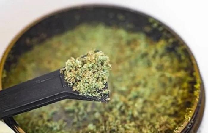 How to Find High-Quality Kief When Shopping Online in Canada cover picture