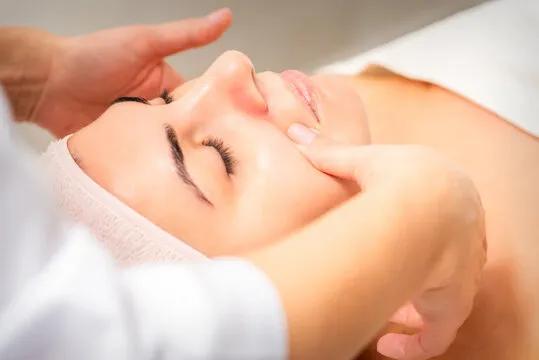 How Does Lymphatic Drainage Support Immune Health? cover picture