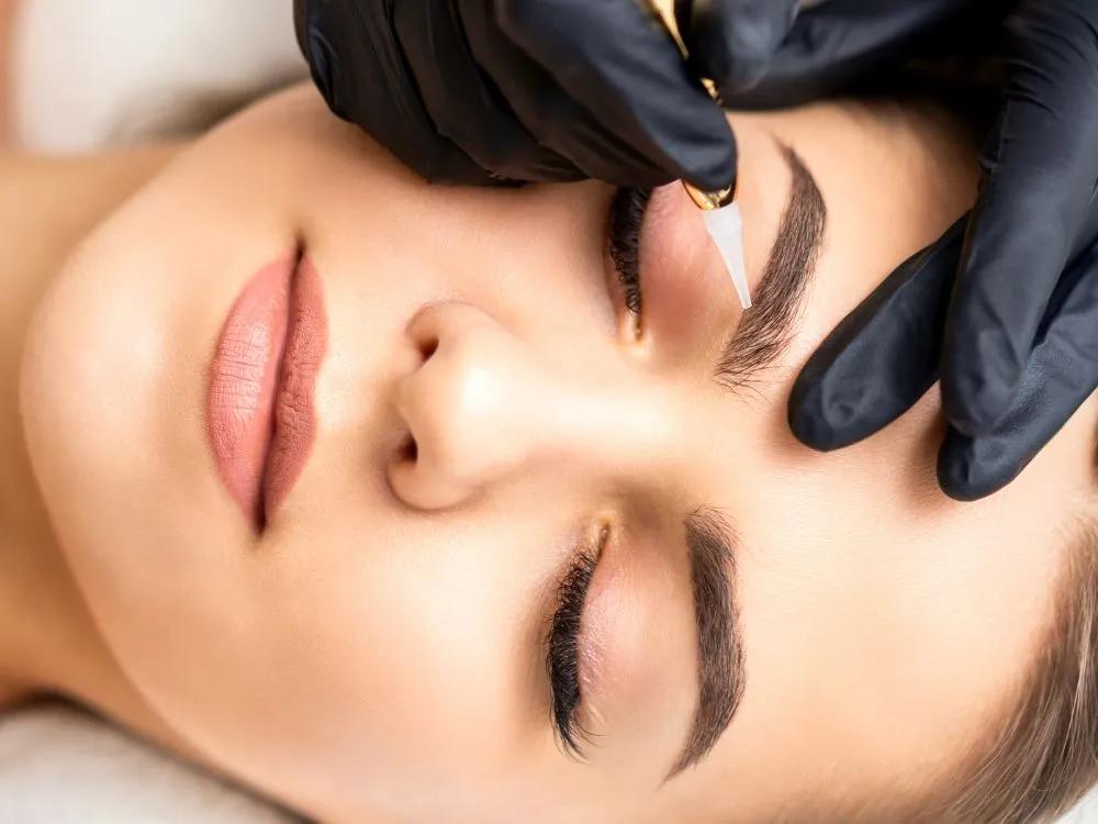 Is Electrolysis Suitable for Eyebrow Shaping? cover picture