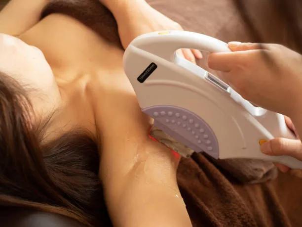 Is MiraDry Treatment Safe for Sensitive Skin? cover picture