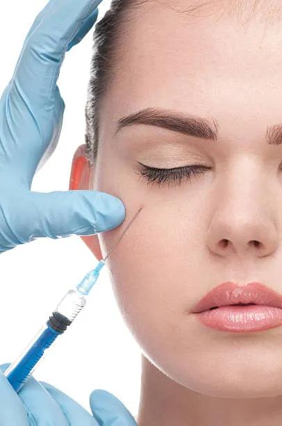 How Under Eye Fillers Restore Facial Freshness ? cover picture