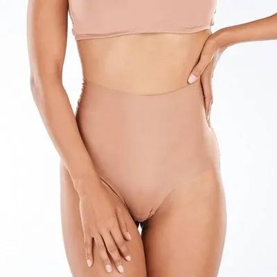 Does Labia Tightening Help With Irritation? cover picture