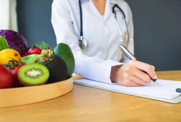 Can a Nutritionist and Dietitian Treat Fatty Liver? cover picture