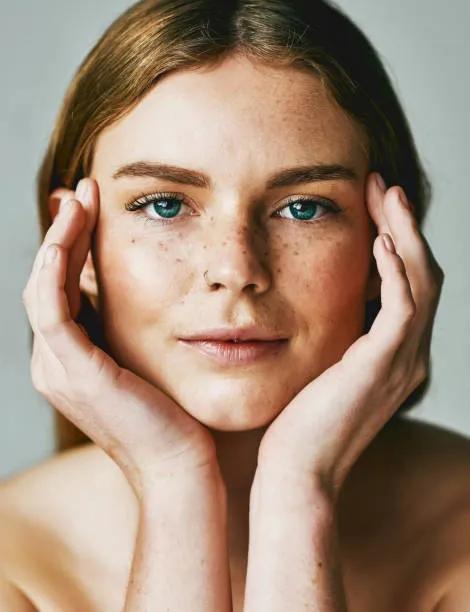 Does LASER Melasma Treatment Improve Skin Texture? cover picture