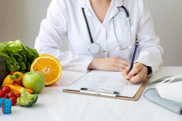 Does a Nutritionist and Dietitian Treat Anemia? cover picture