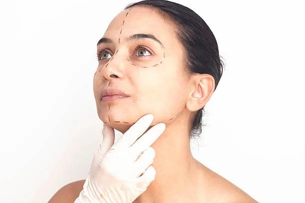Can Facelift Restore a Youthful Appearance? cover picture