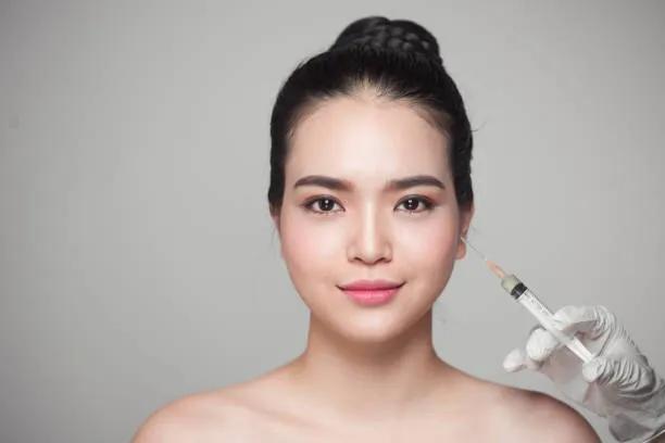 Can Botox Treat Horizontal Forehead Lines? cover picture