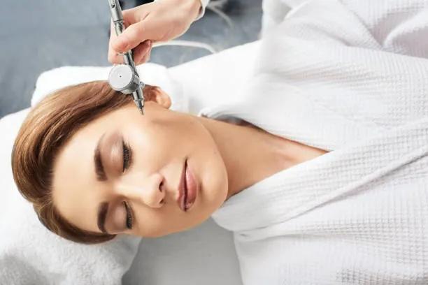 Can Oxygen Facial Improve the Look of Fine Lines? cover picture