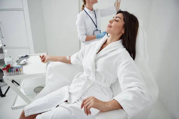 Is IV Drip Therapy Helpful for Stubborn Fat? cover picture