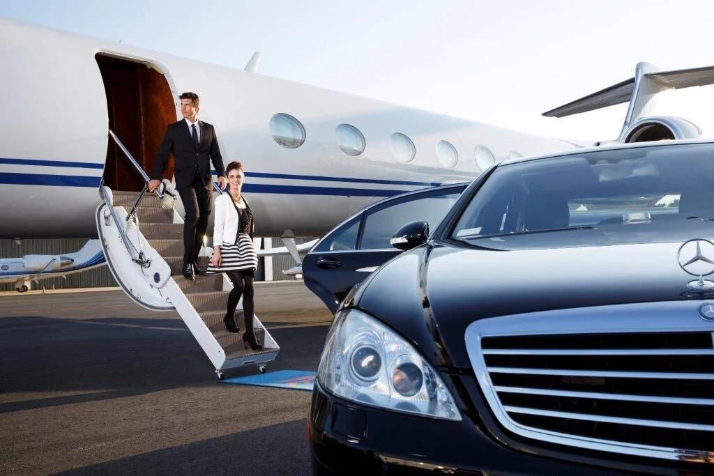 Liberty Limousine Service for Luxury Airport and Executive Transportation cover picture