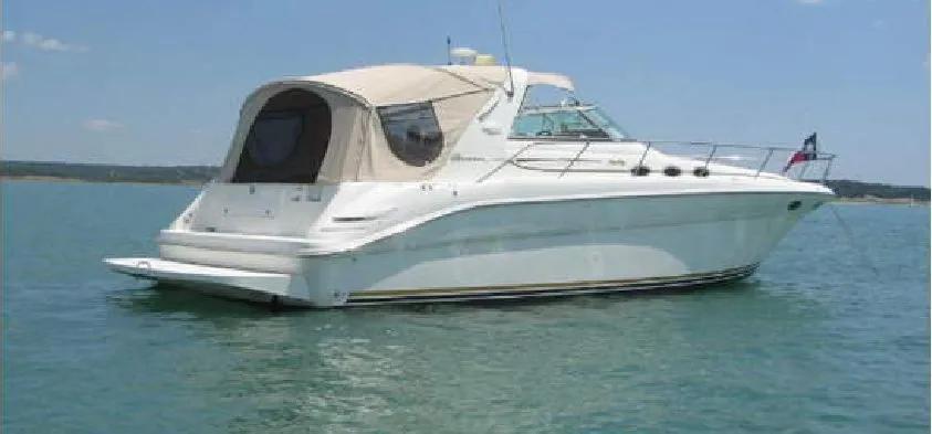 Boat Rental in Austin to Explore Scenic Lakes cover picture
