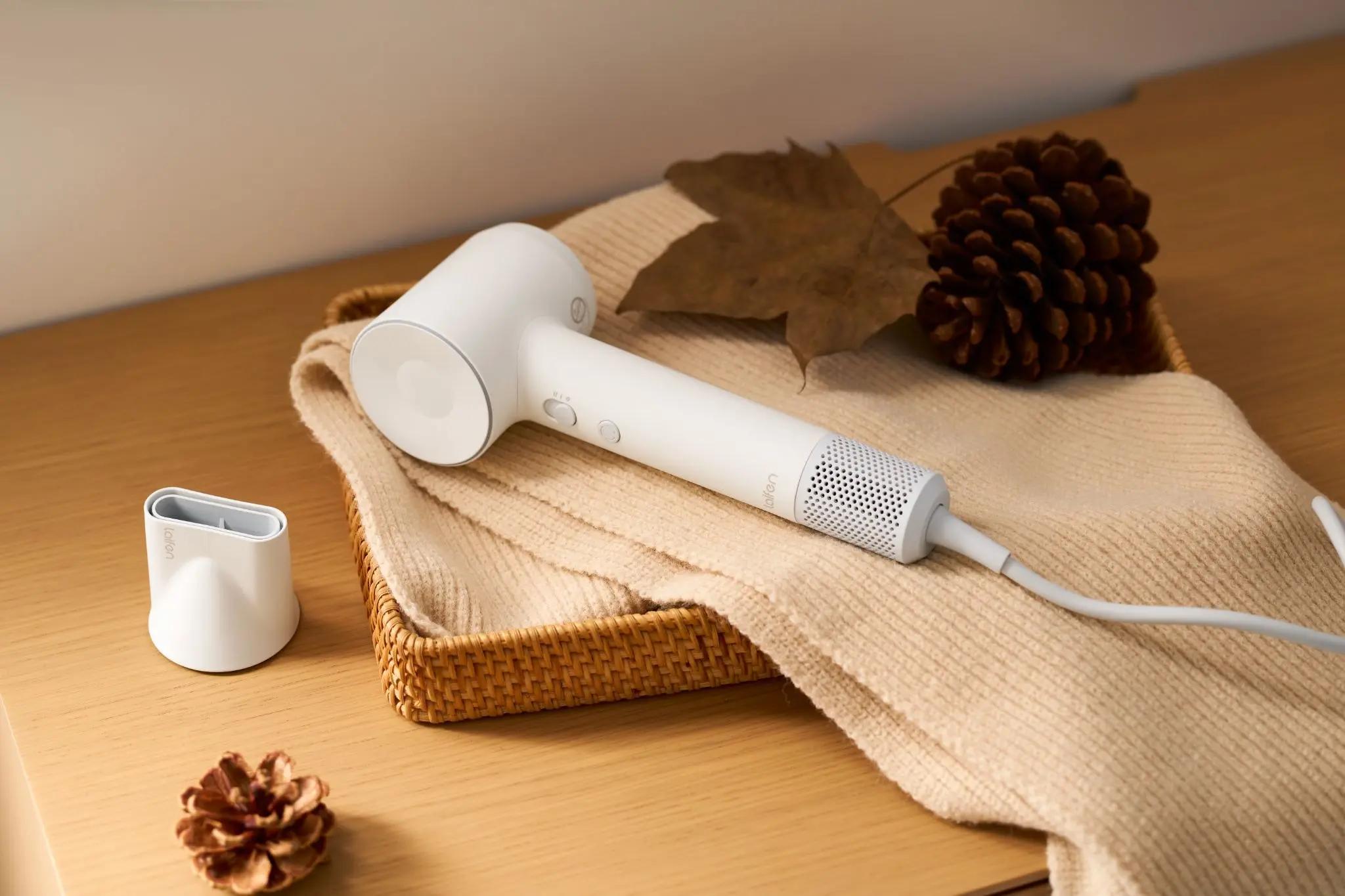 Laifen SE 2 Hair Dryer: A Complete Review of Features, Performance, and Value cover picture
