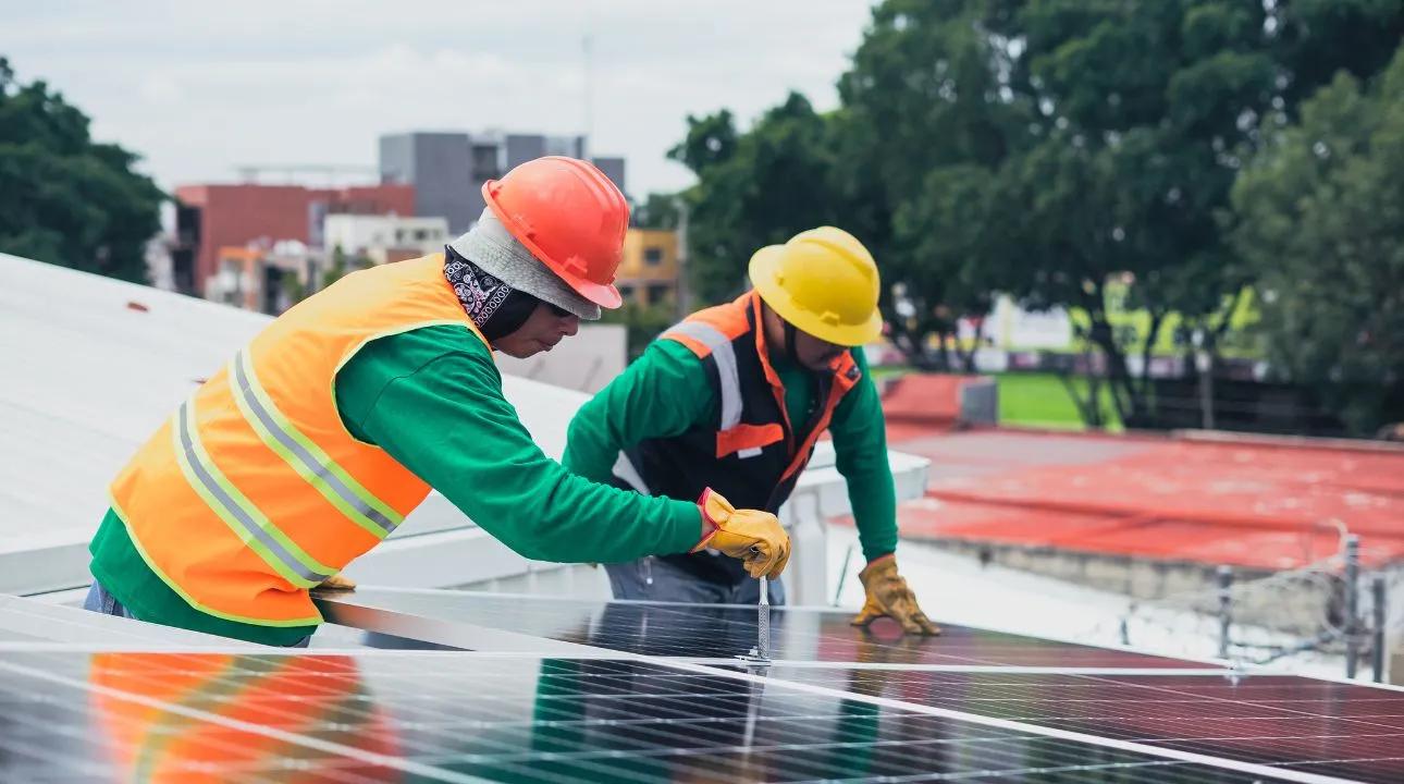 Solar Panel Design UAE for Smarter Energy Solutions cover picture