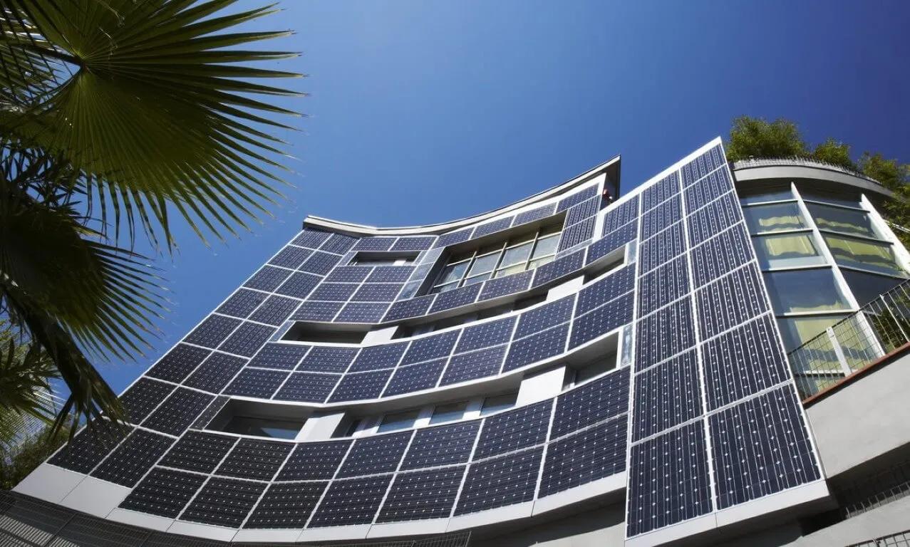 Solar PV Glass Market Size, Trends and Competitive Landscape 2034 cover picture