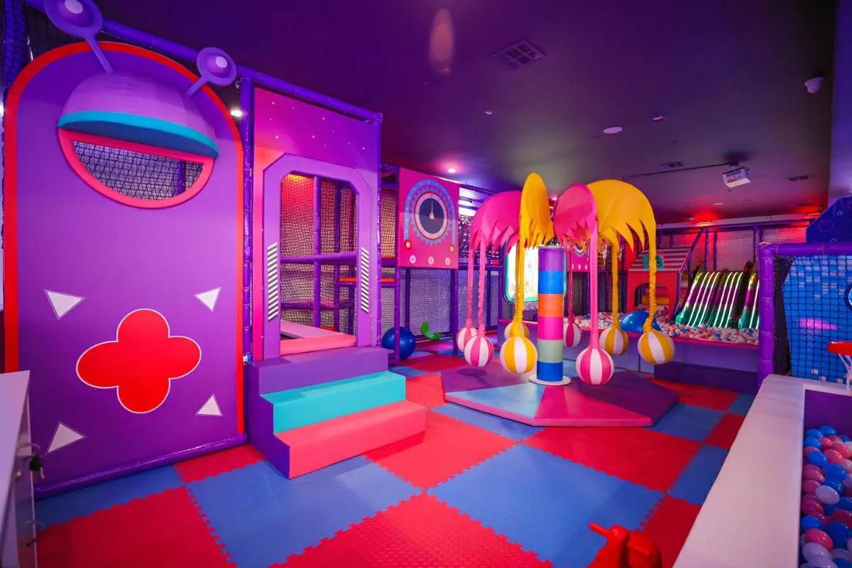 8 Best playgrounds in Houston for kids to play cover picture