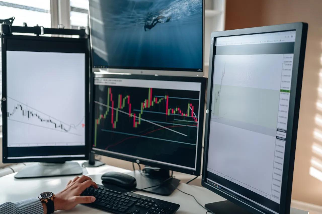 Exploring Prop Firms Available to Traders in India: What You Need to Know cover picture