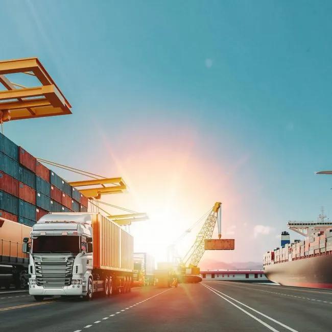 How Ocean Freight Forwarding Services Help Businesses Ship Worldwide cover picture