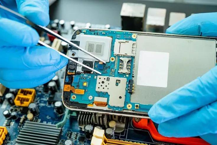 iPhone Repair Near Me – A Simple and Trusted Guide for Everyday Users cover picture