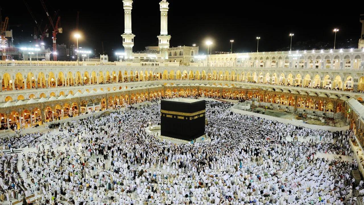 Your Spiritual Journey Awaits: Planning Your 2026 Umrah with Ease cover picture