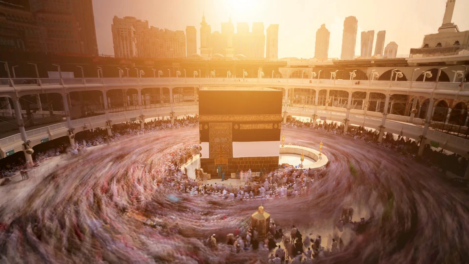 The Spiritual Journey of a Lifetime: Finding Affordable Umrah Packages cover picture