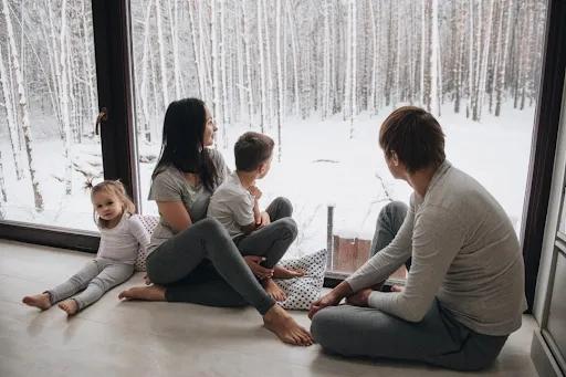 7 Real Benefits of Vinyl Windows That Make Your Home a More Comfortable Place to Live cover picture